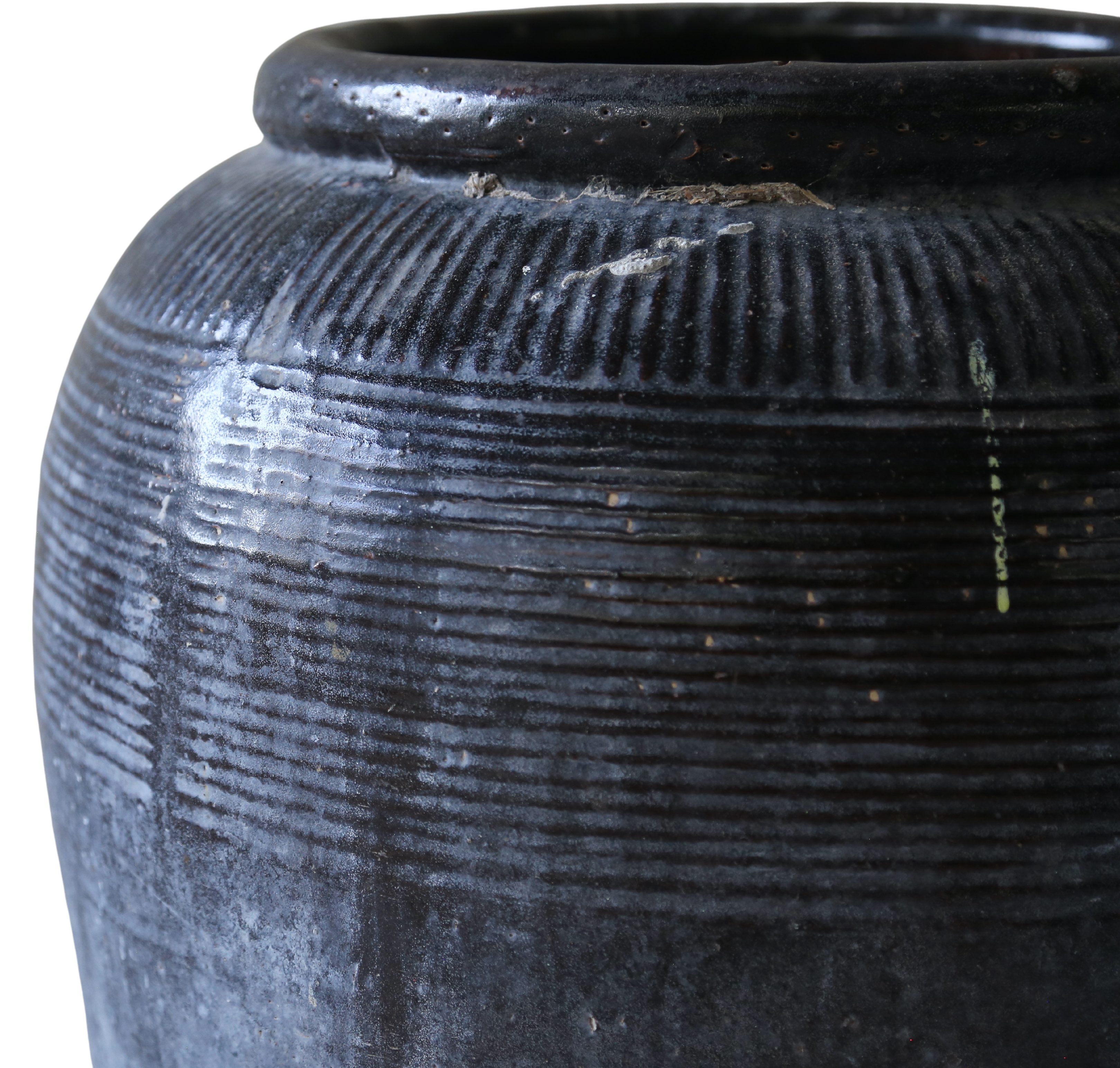 Chinese Guci pot