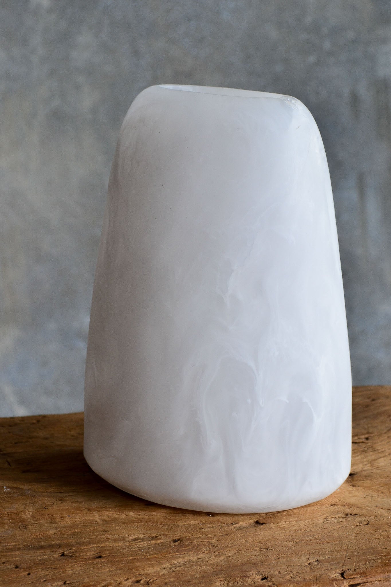 Resin Vase - White